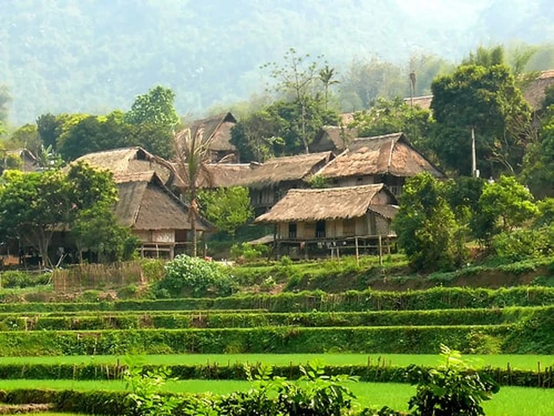 Mai Chau Lac Village have many homestays in mai chau