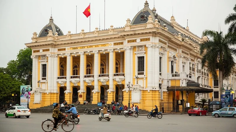 Best Place to Stay in Hanoi for Backpackers: 5 Areas and 3 Places The Hanoi Opera House - French Quarter