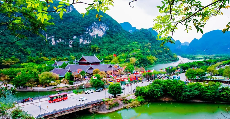 best time to visit ninh binh
