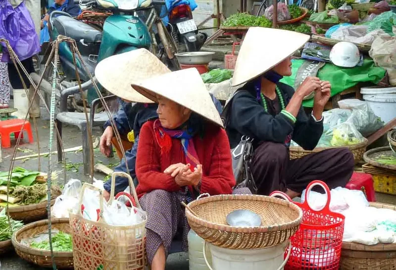 What to Buy in Hanoi: 25 Best Souvenirs, Gifts, and Local Specialties what food to buy in hanoi