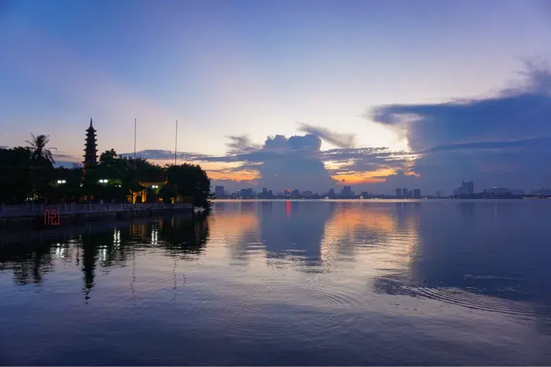 Hanoi itinerary 3 days: A perfect first-time guide for backpackers to explore the city Hanoi West Lake