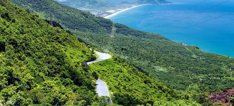 The Ultimate Vietnam Backpacker Trail Guide: Route, Budget & Tips vietnam backpacking route south to north