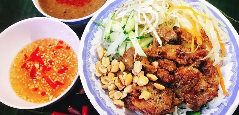 Bun thit nuong best street food in hue