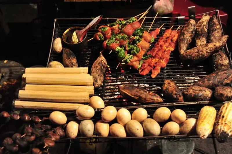 Casual BBQ dinner on Cầu Mây Street sapa street food