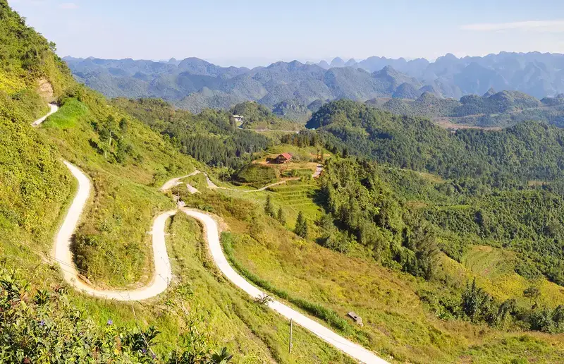 Strong motorbike suited for Ha Giang climbs ha giang motorbike rental
