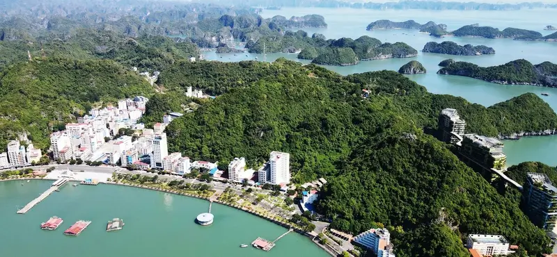 Coastal views around Cat Ba Town ha long bay alternative