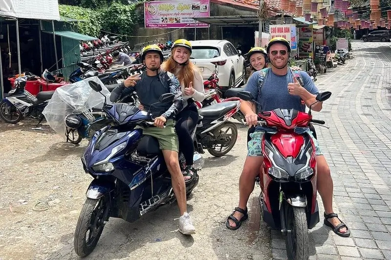 Motorbike rental popular among Sapa travelers is there grab in sapa
